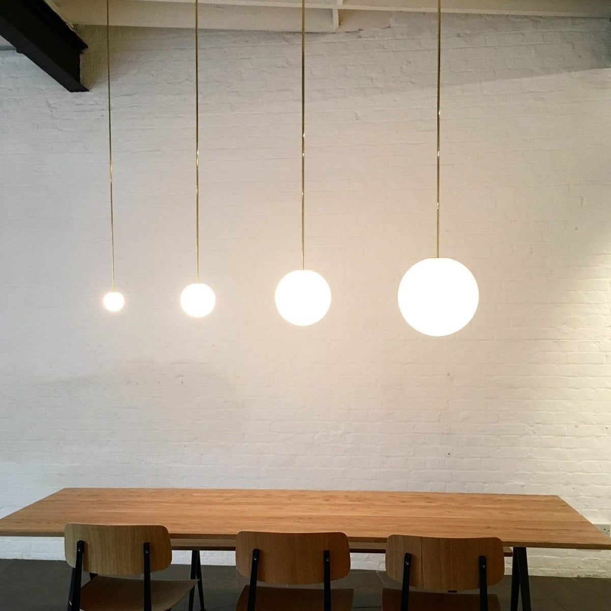 Modern Glossy Glass Pendant Light with Integrated LED | Selectable Light Tones for Kitchen or Dining Room